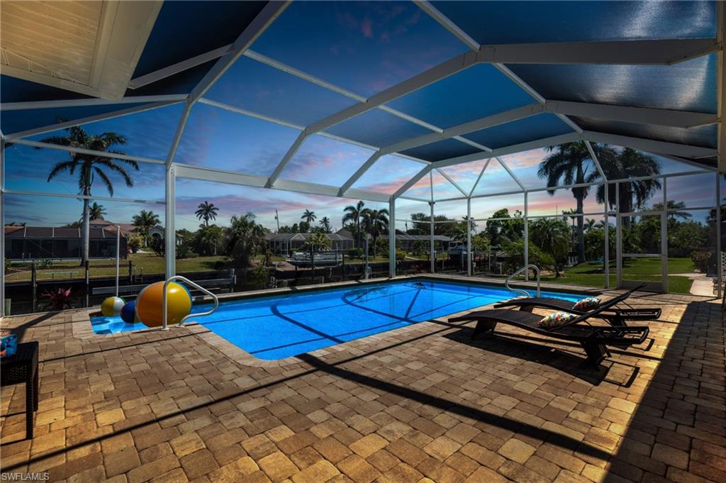 5265 Tamiami CT