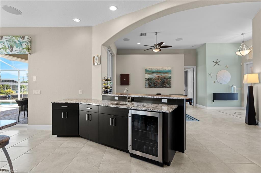 5265 Tamiami CT