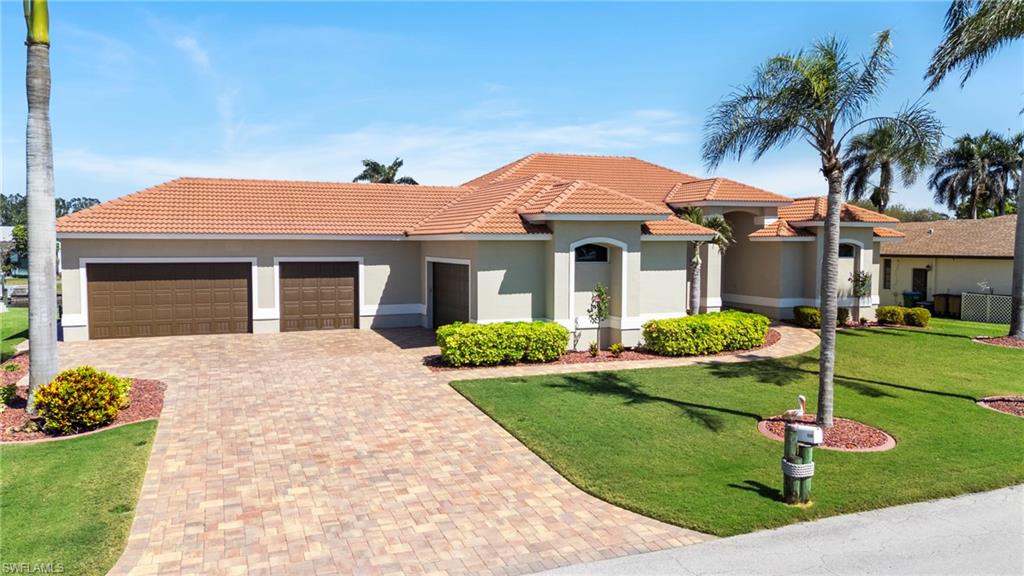 5265 Tamiami CT