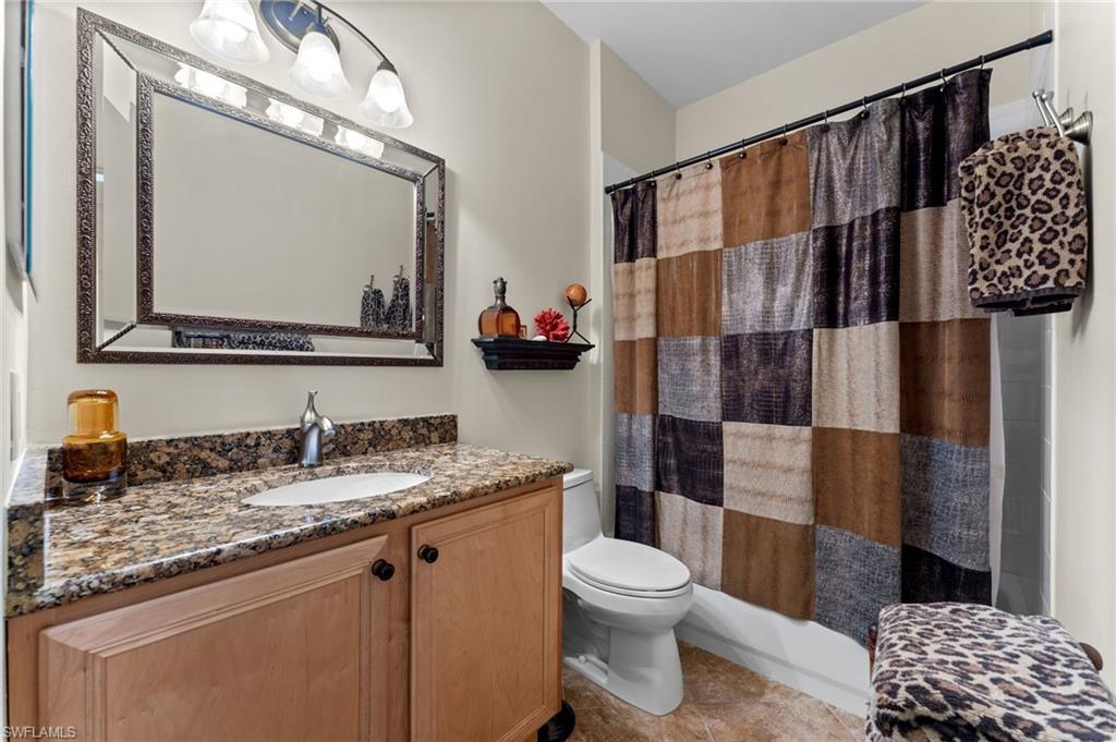 2350 Carrington CT # 201