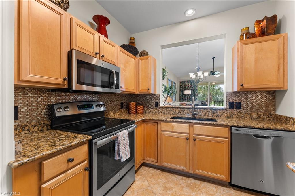 2350 Carrington CT # 201