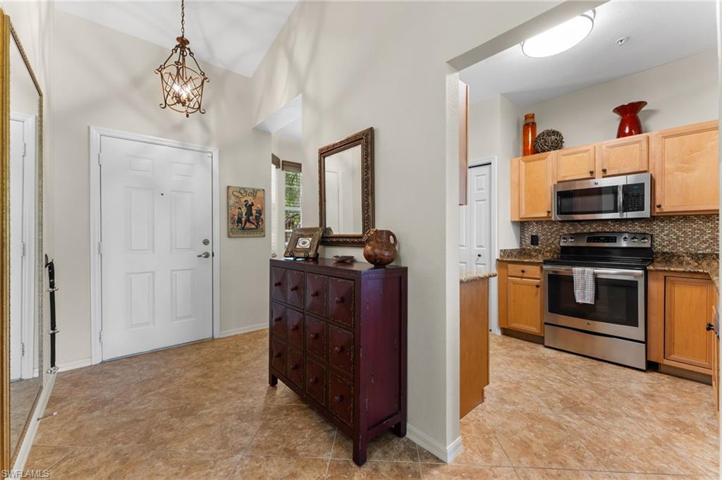 2350 Carrington CT # 201