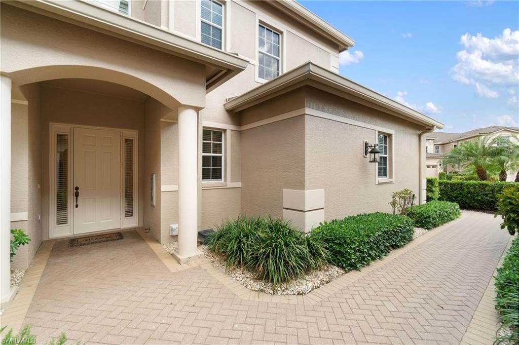 734 Regency Reserve CIR # 2702