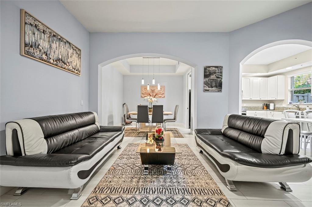 1465 Mariposa CIR # 103