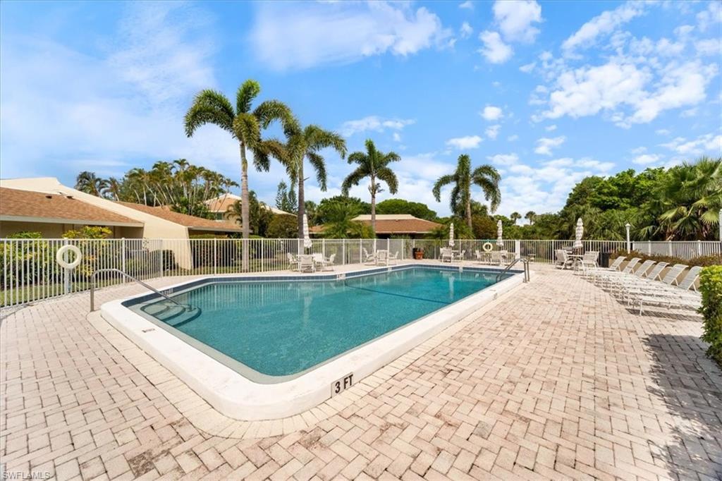 955 Palm View DR # B206