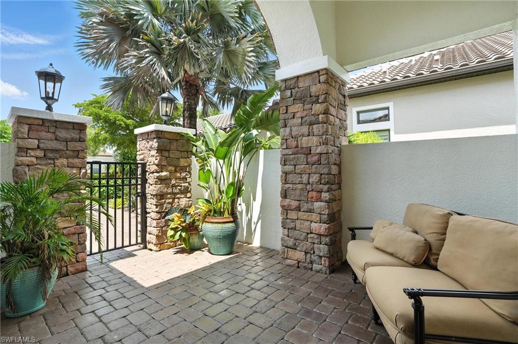 8836 Savona CT