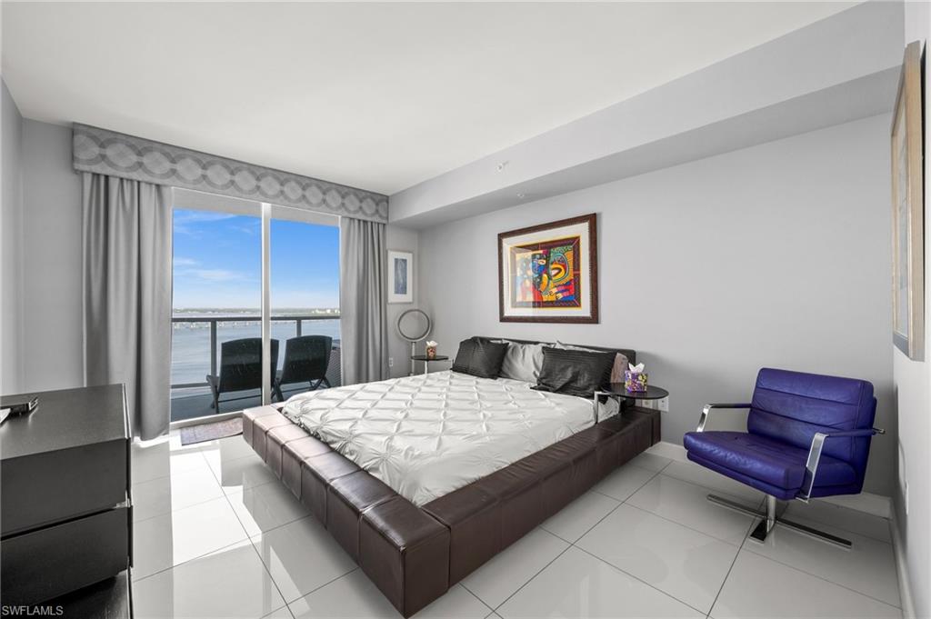 3000 Oasis Grand BLVD # 2103