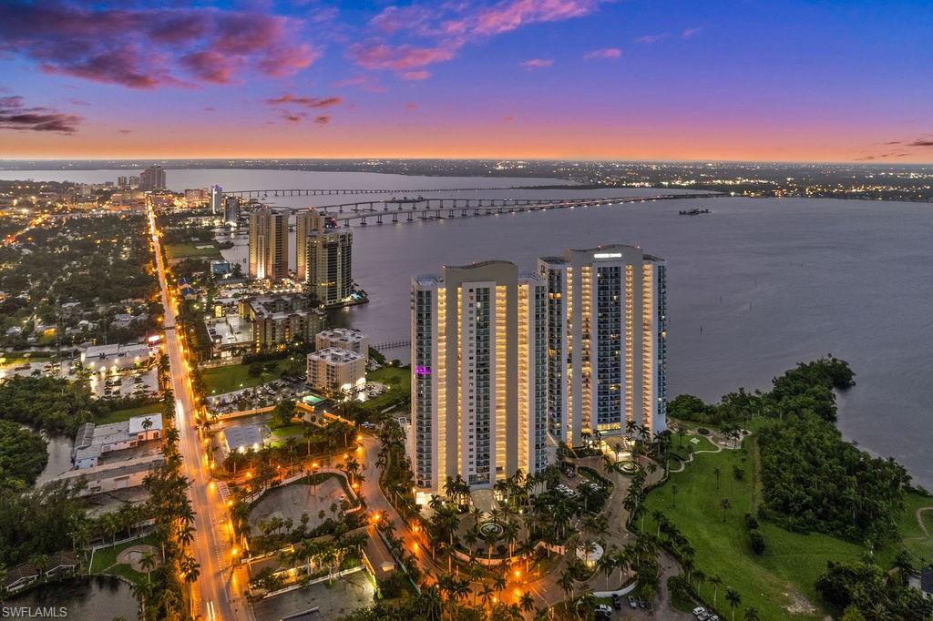3000 Oasis Grand BLVD # 2103