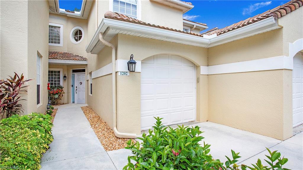 96 Silver Oaks CIR # 202 Unit: 1-202