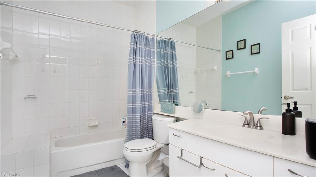 96 Silver Oaks CIR # 202 Unit: 1-202