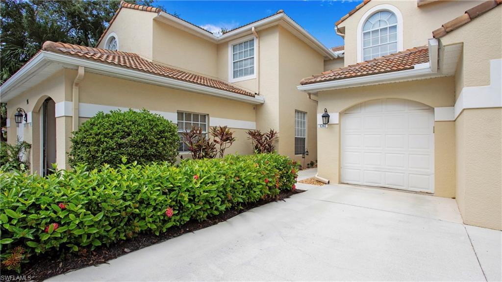96 Silver Oaks CIR # 202 Unit: 1-202