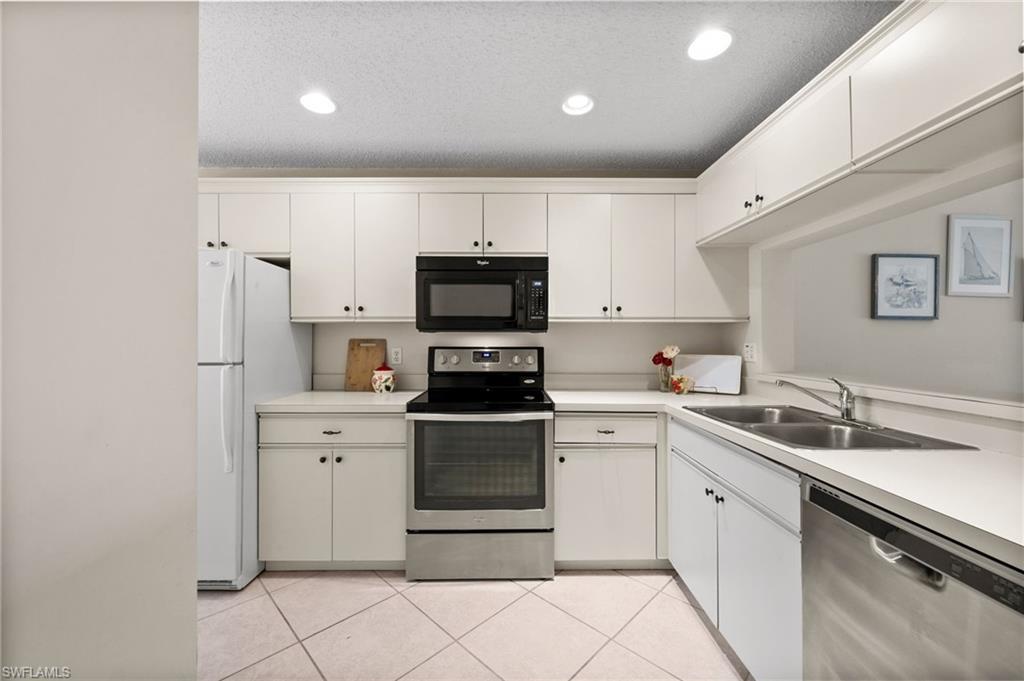 1190 Yesica Ann CIR # B205