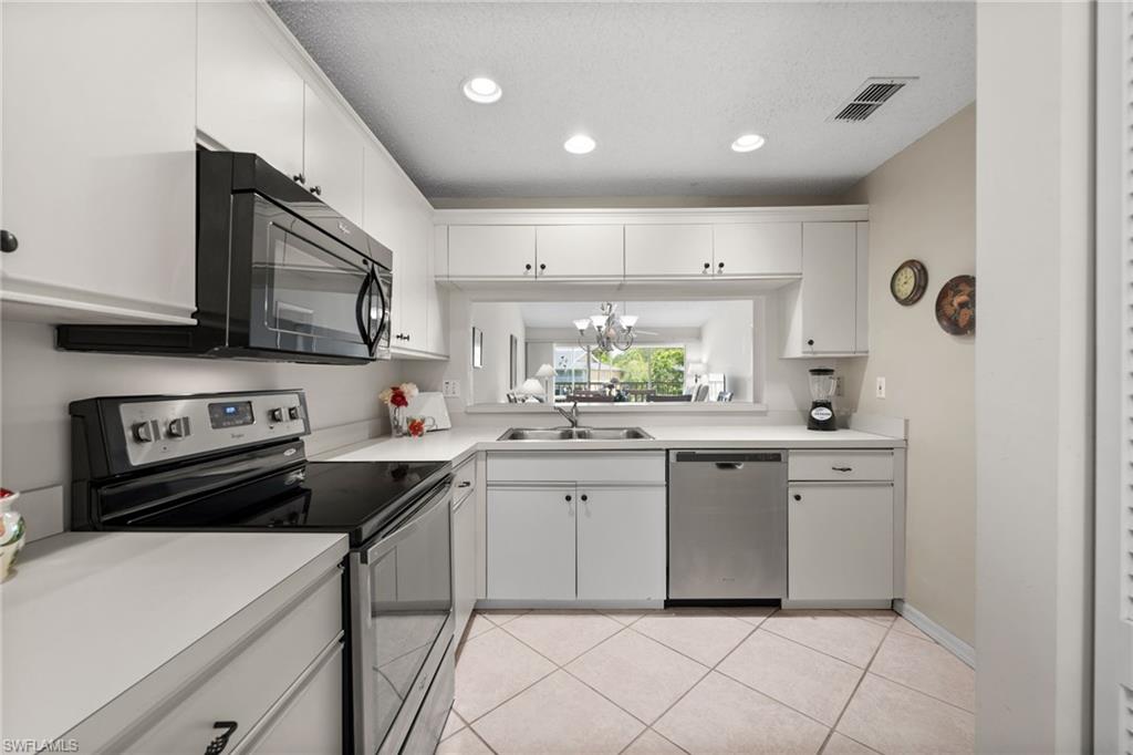 1190 Yesica Ann CIR # B205