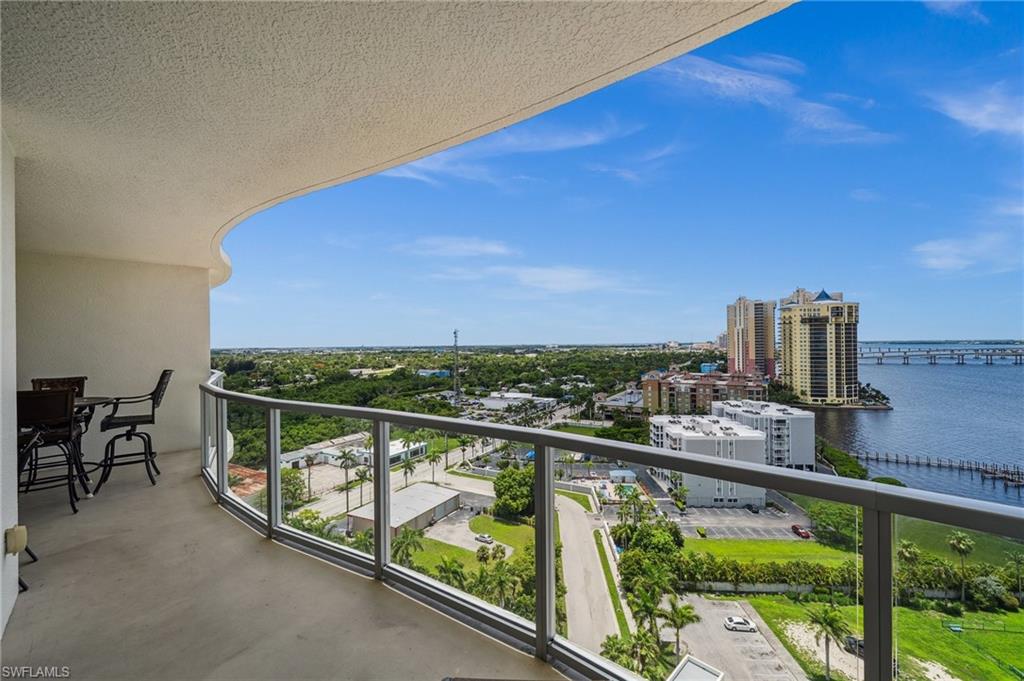 3000 Oasis Grand BLVD # 1702