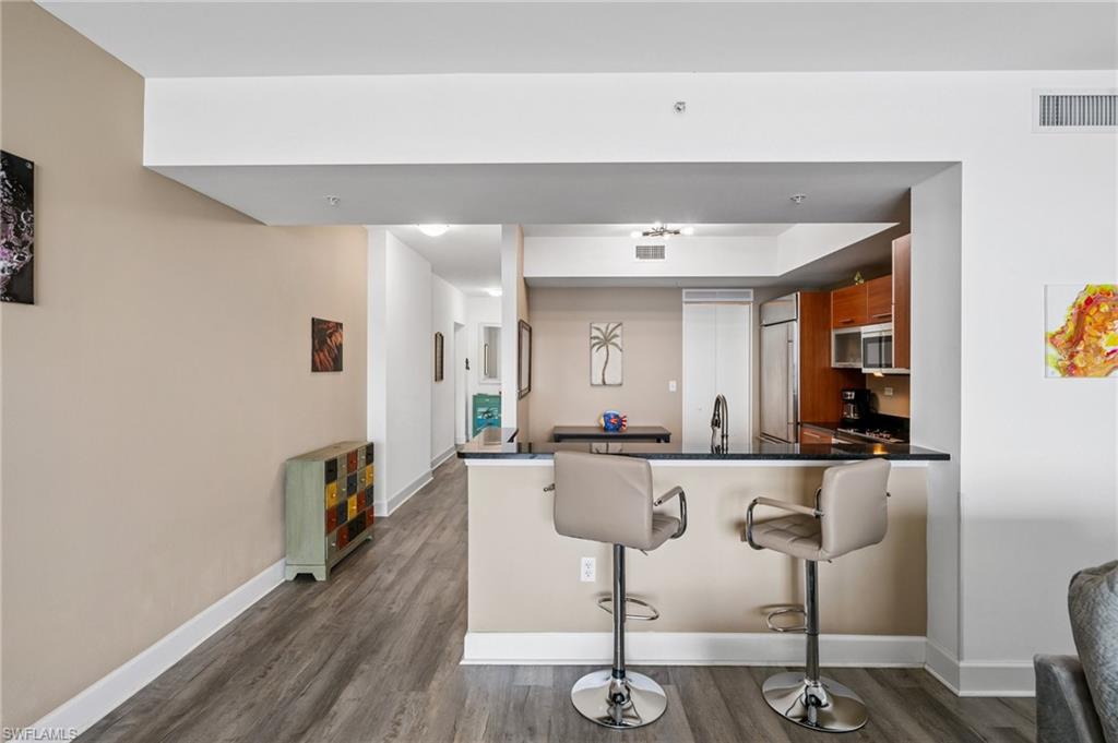 3000 Oasis Grand BLVD # 1702