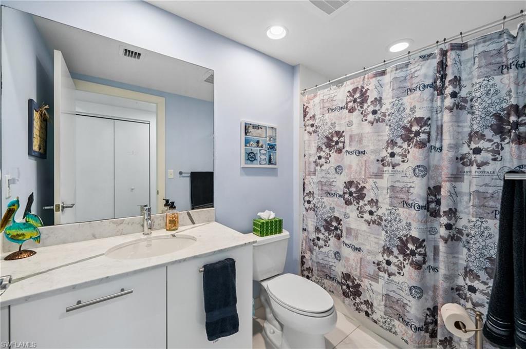 3000 Oasis Grand BLVD # 1702