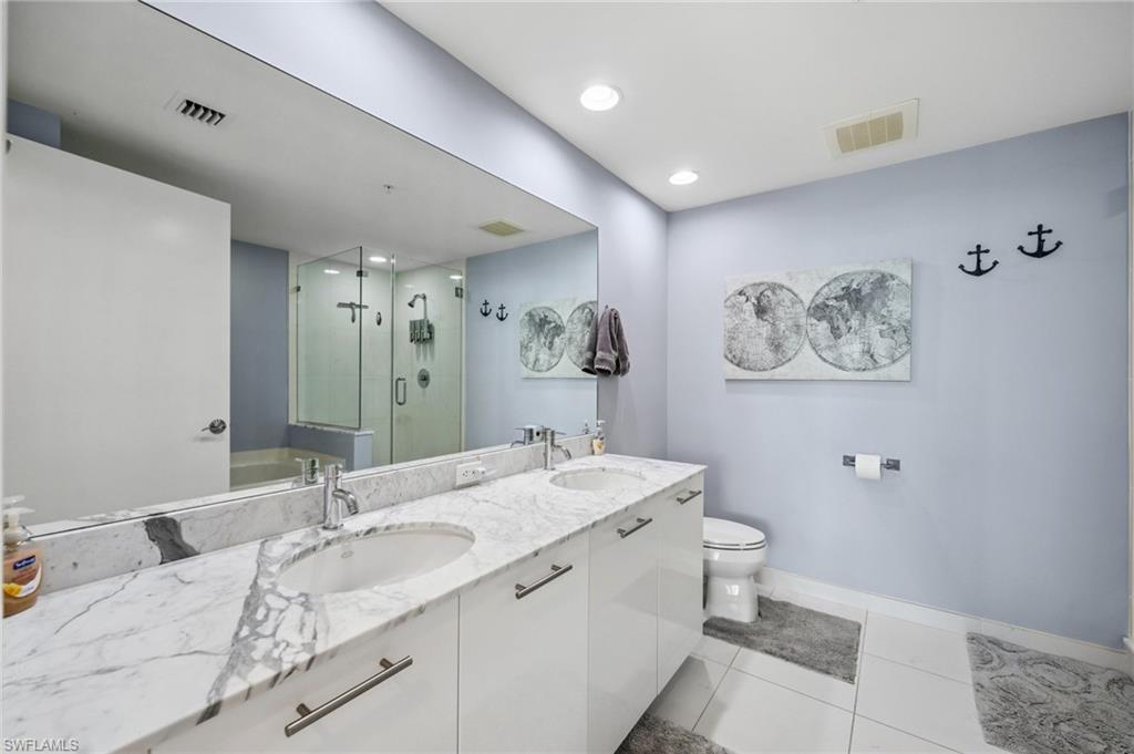 3000 Oasis Grand BLVD # 1702
