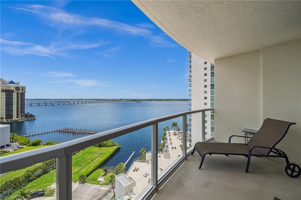 3000 Oasis Grand BLVD # 1702