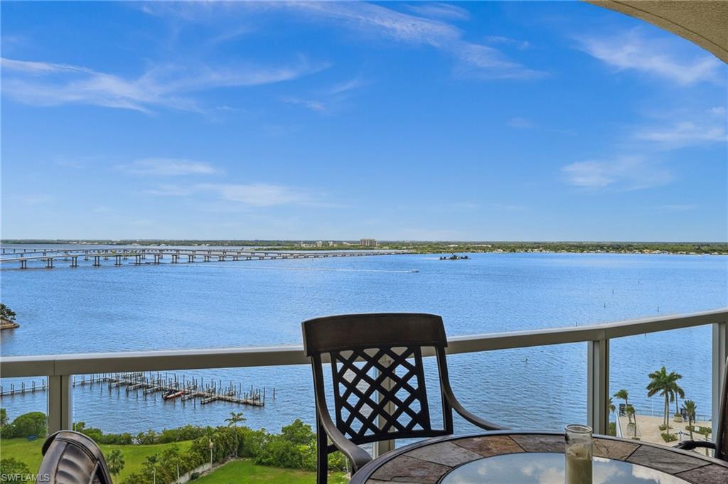3000 Oasis Grand BLVD # 1702