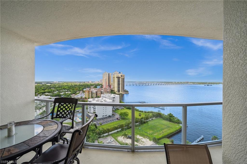 3000 Oasis Grand BLVD # 1702