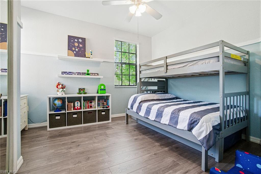 7585 Bristol CIR