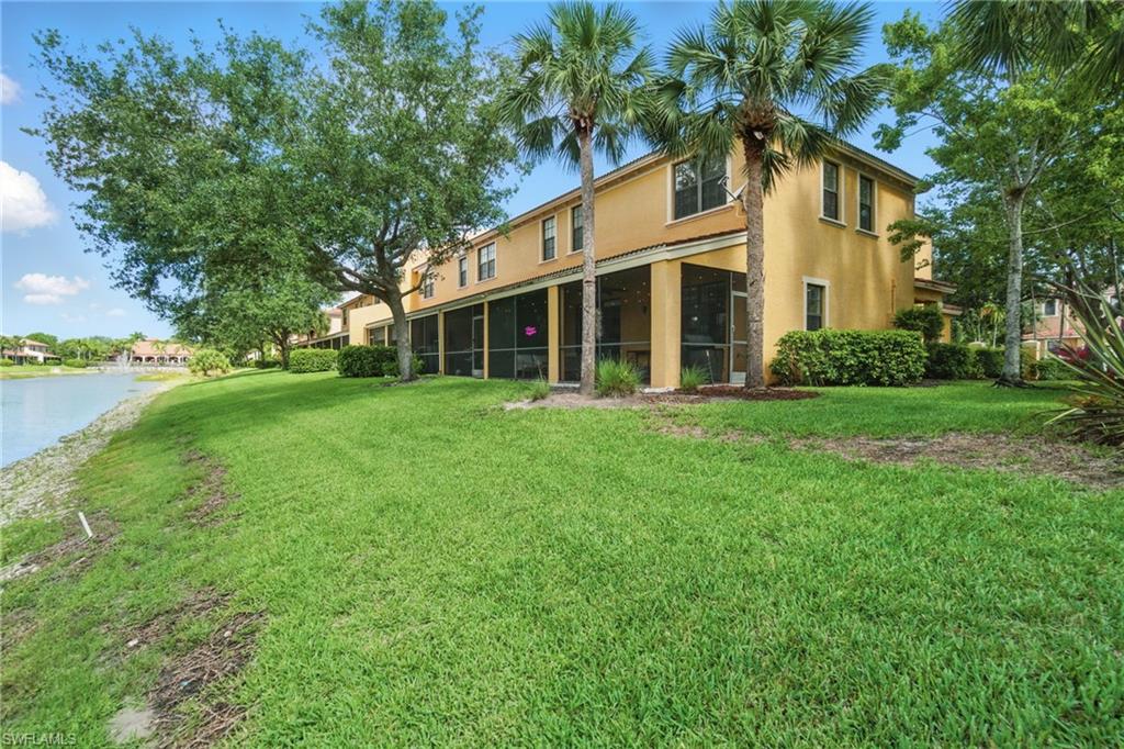 7585 Bristol CIR