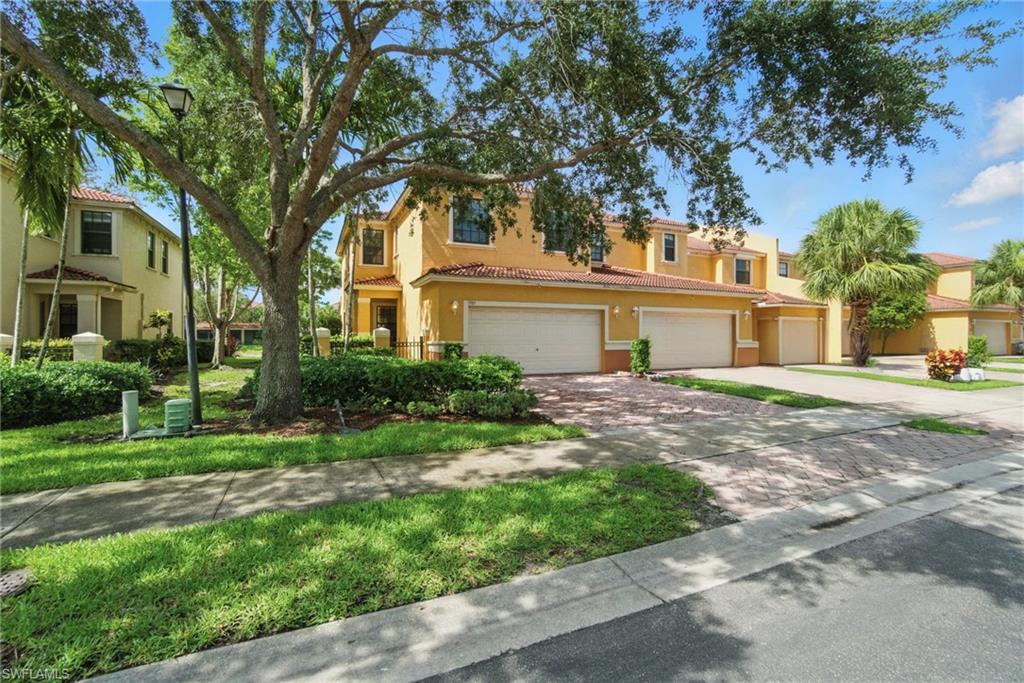 7585 Bristol CIR