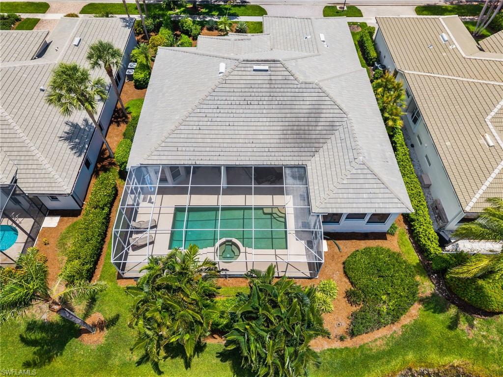 1901 Winding Oaks WAY