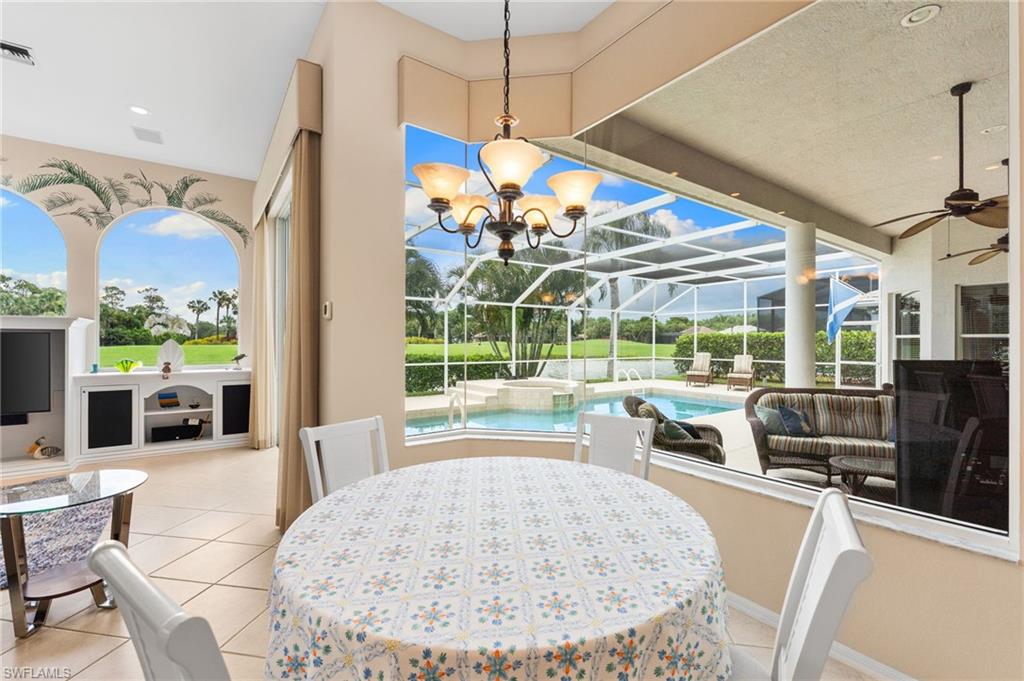 1901 Winding Oaks WAY