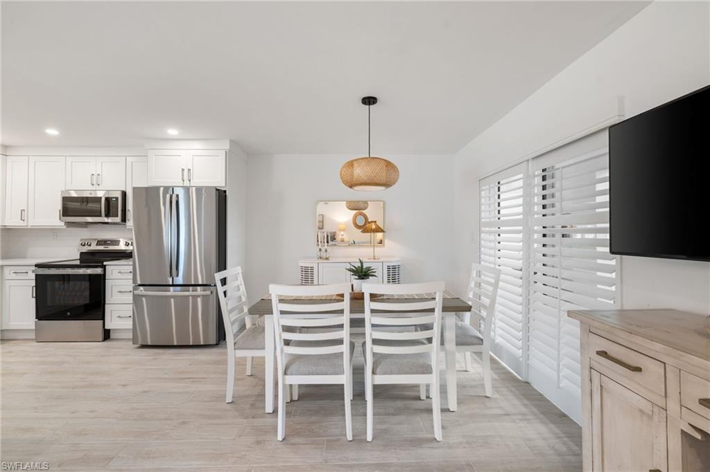 1950 Gulf Shore BLVD N # 114