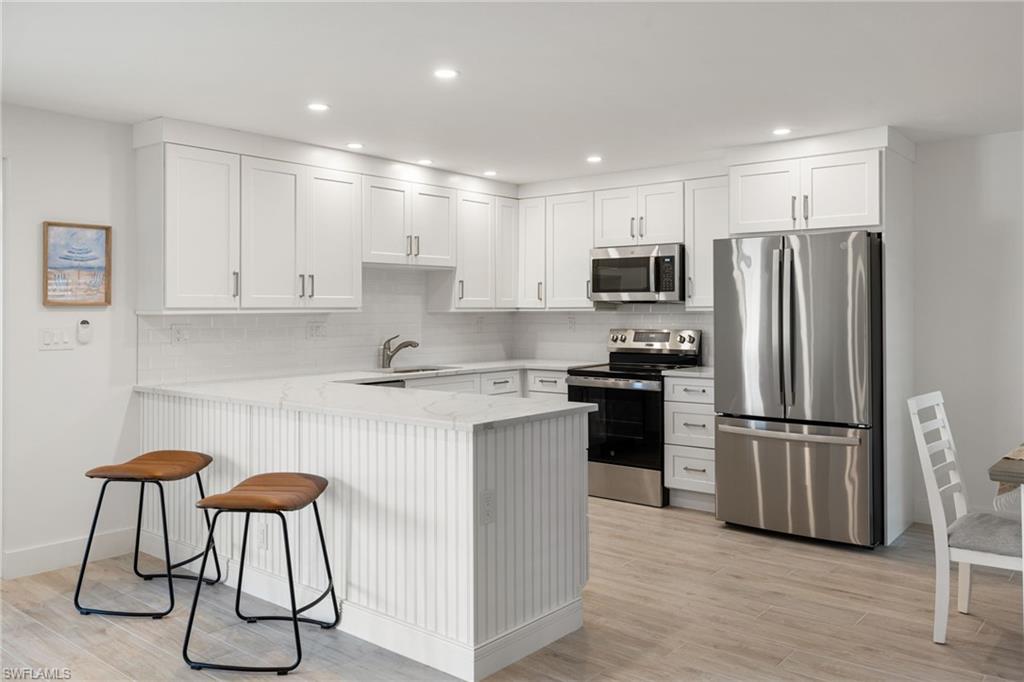 1950 Gulf Shore BLVD N # 114
