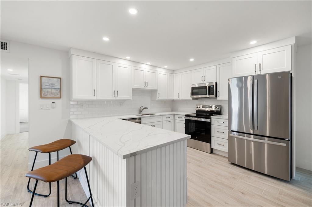 1950 Gulf Shore BLVD N # 114