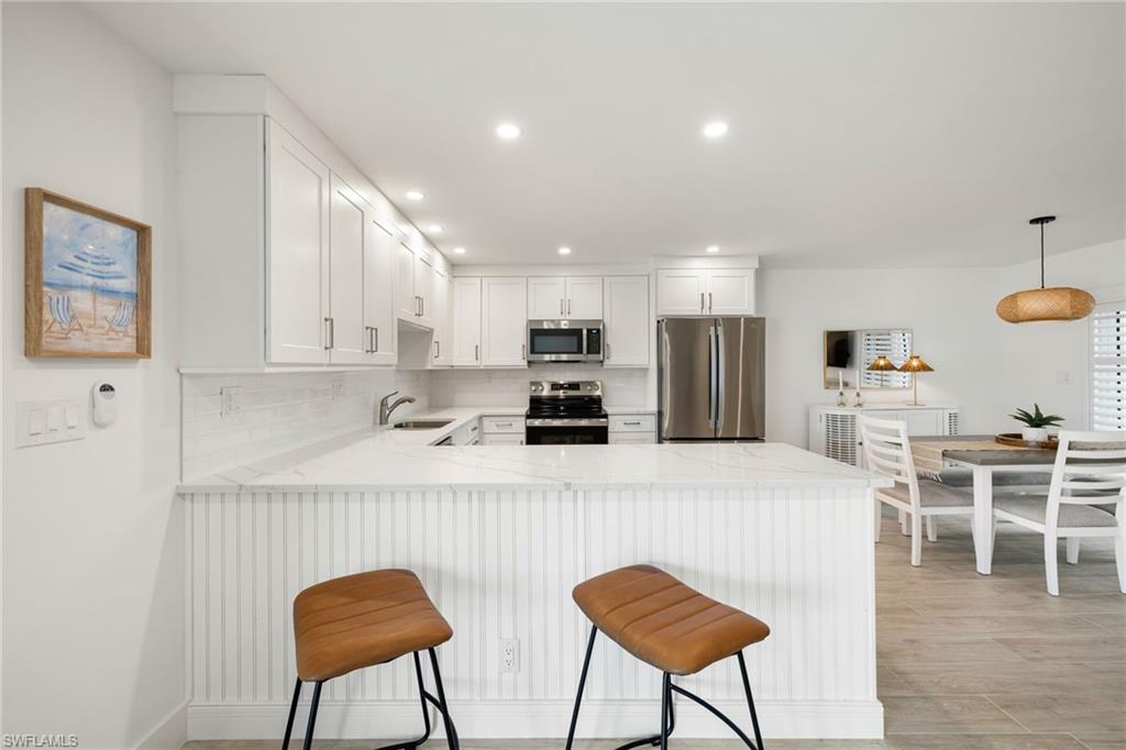 1950 Gulf Shore BLVD N # 114