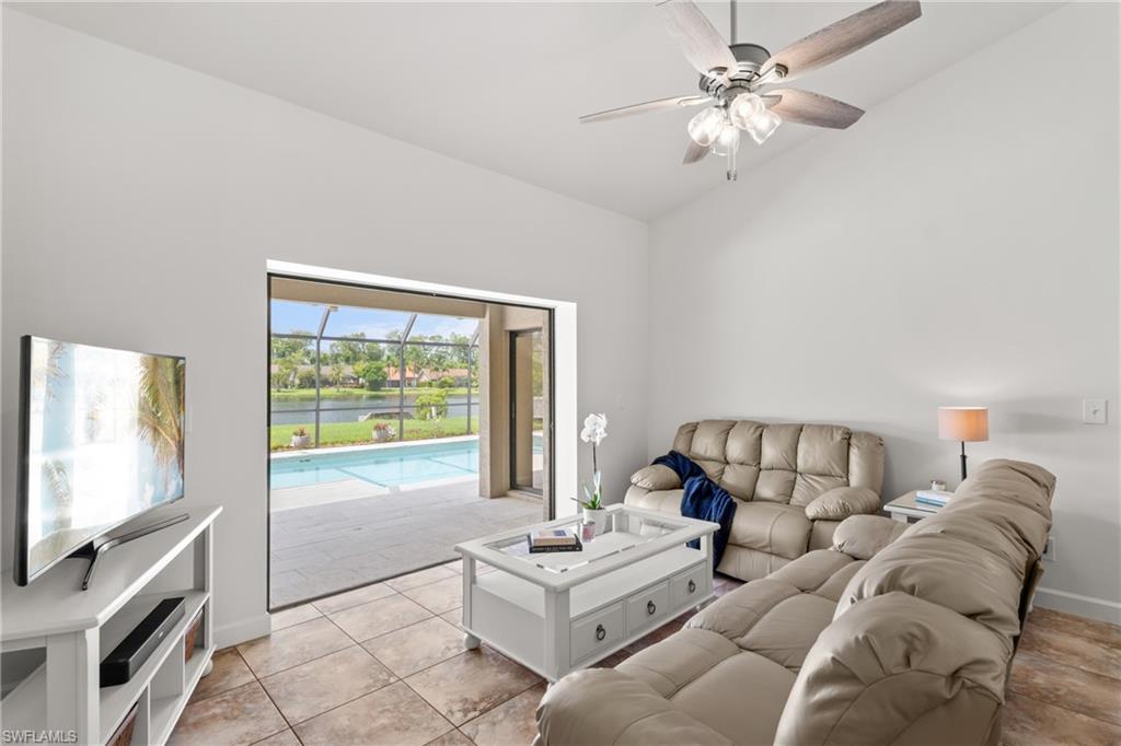 1348 Monarch CIR