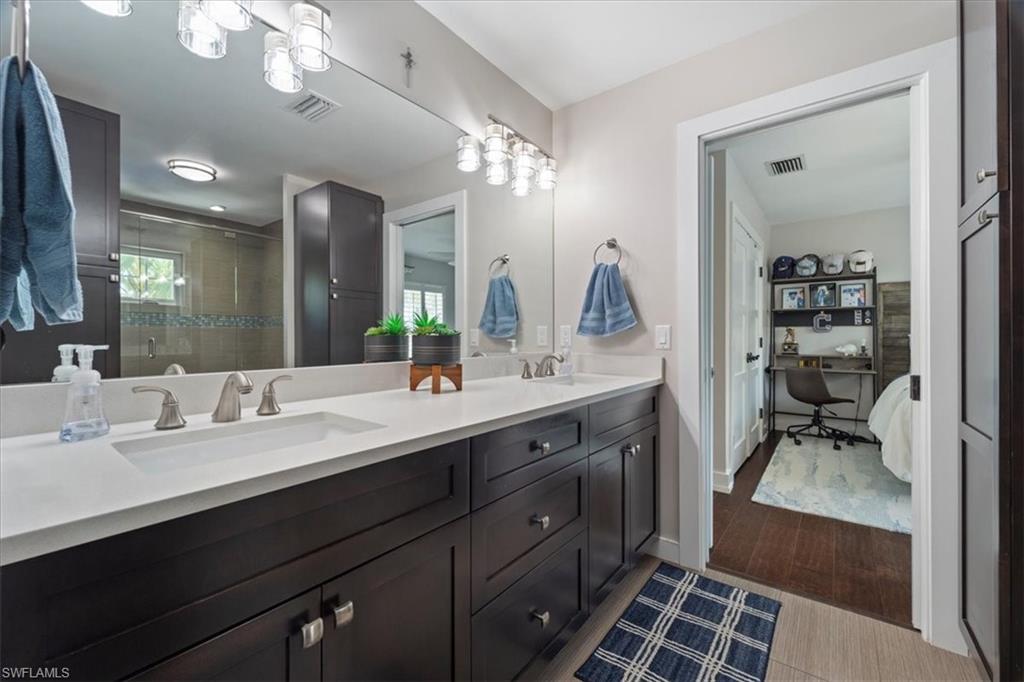2761 Ardisia LN