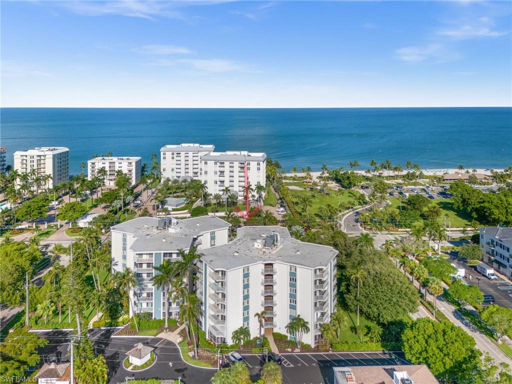 1300 Gulf Shore BLVD N # 109, NAPLES Unit: 109