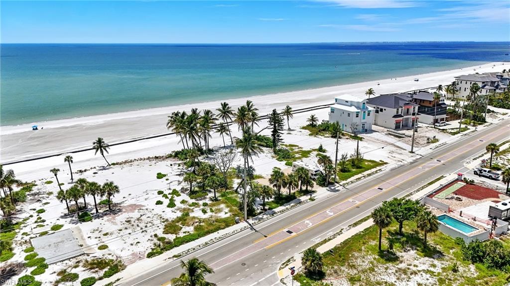 3880 Estero BLVD