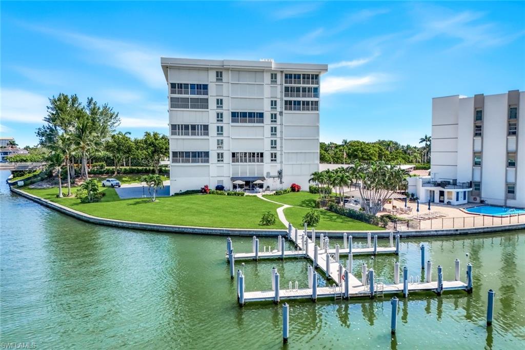 250 PARK SHORE DR # 601