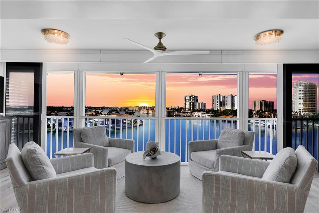 250 PARK SHORE DR # 601