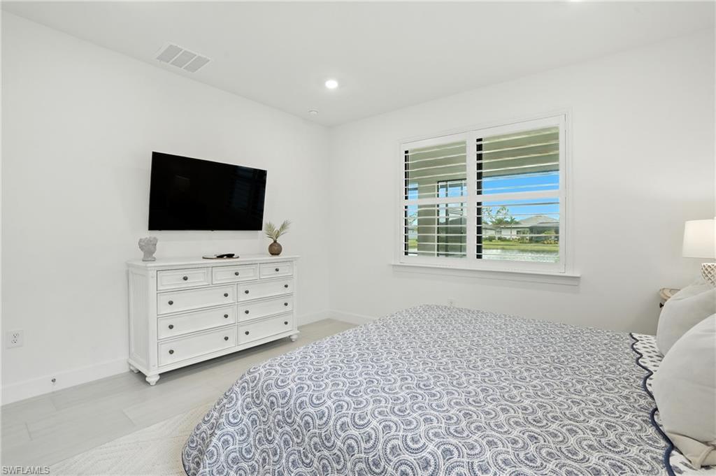 1863 Mesa LN