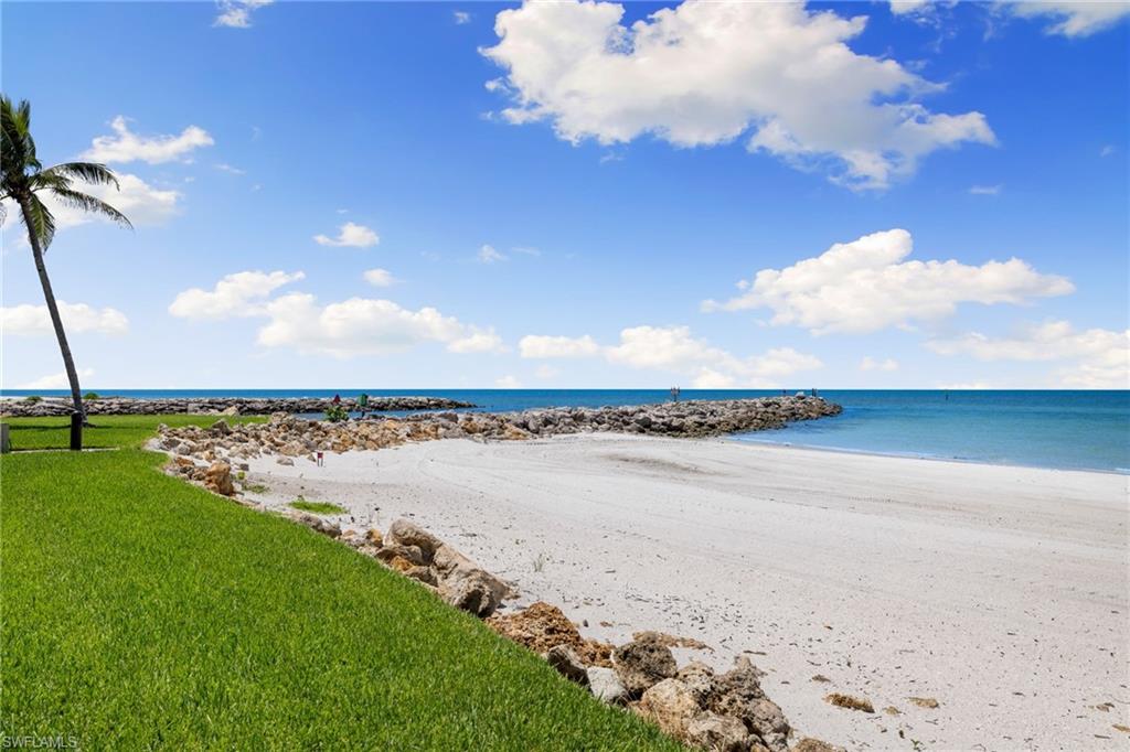 2355 Gulf Shore BLVD N # 903