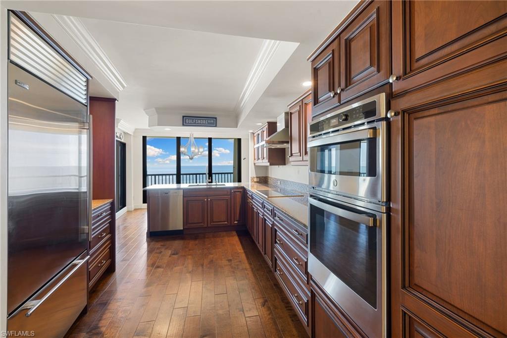2355 Gulf Shore BLVD N # 903