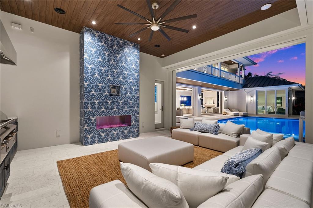 506 Neapolitan LN