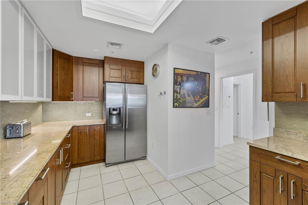 14817 Laguna DR # 203