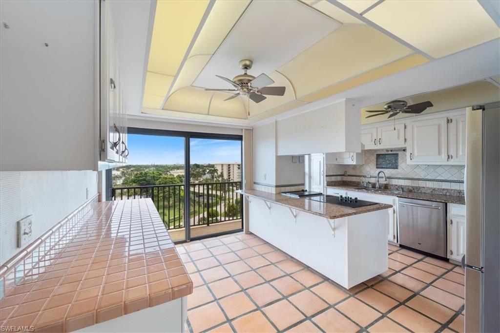2171 Gulf Shore BLVD N # 701
