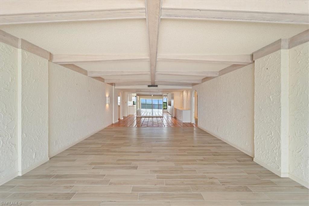 2171 Gulf Shore BLVD N # 701