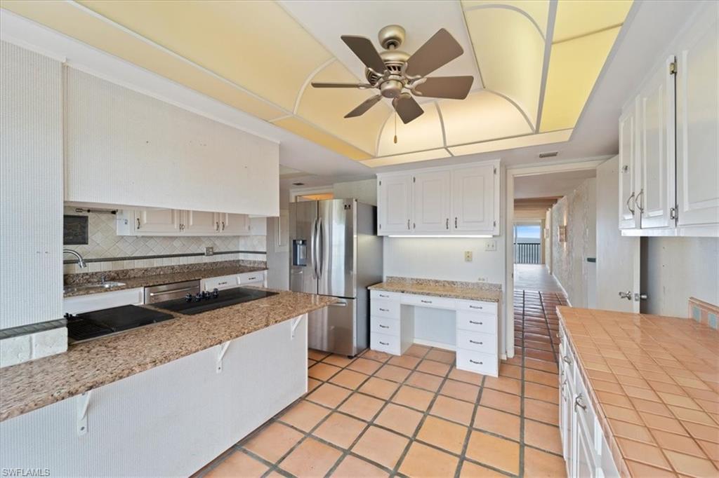 2171 Gulf Shore BLVD N # 701