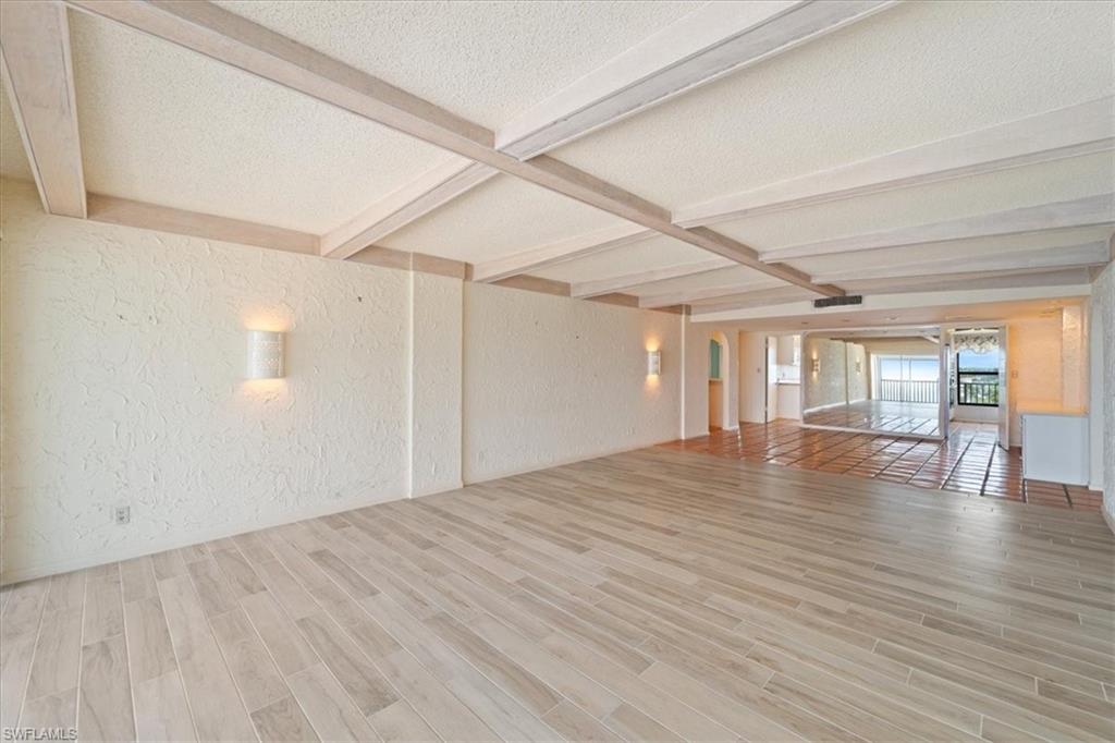 2171 Gulf Shore BLVD N # 701