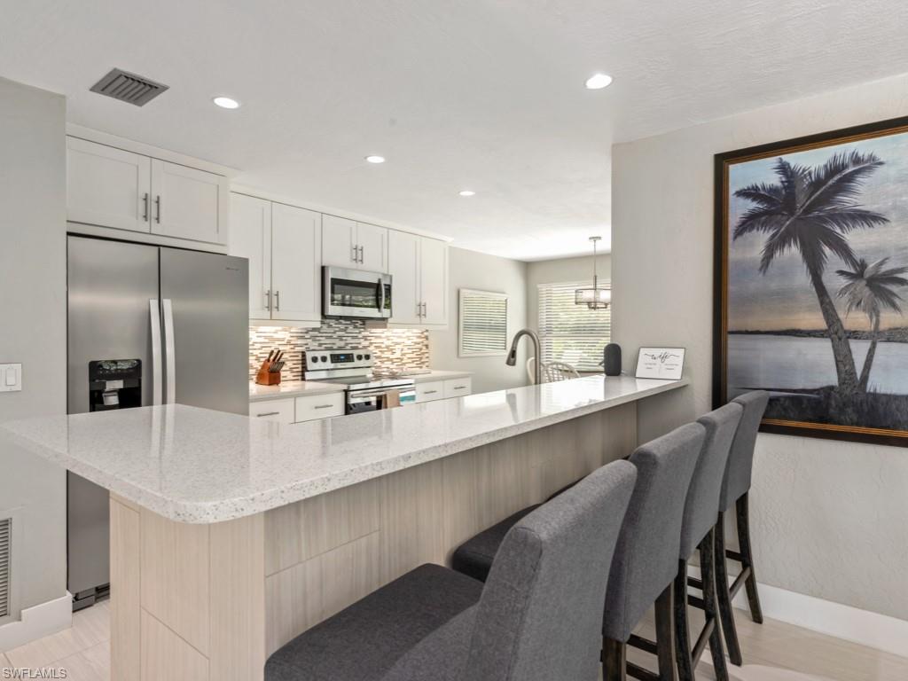 291 W Flamingo CIR