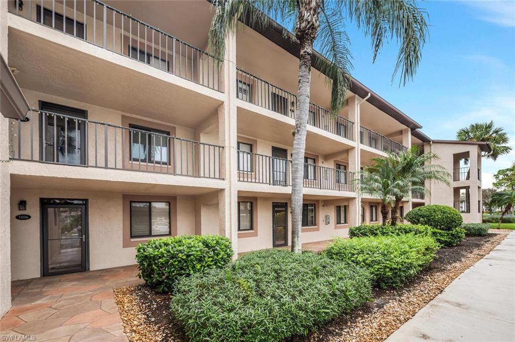 7300 Saint Ives WAY # 5208